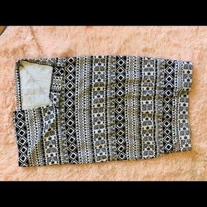 SOLD!!! Black and White Pattern Pencil skirt
